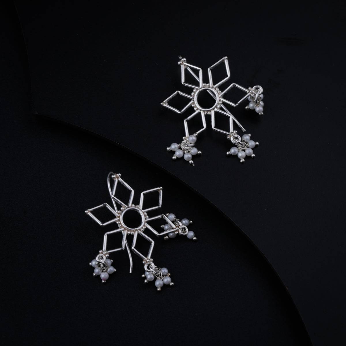 Snowflake Silver Earring with tiny Pearls