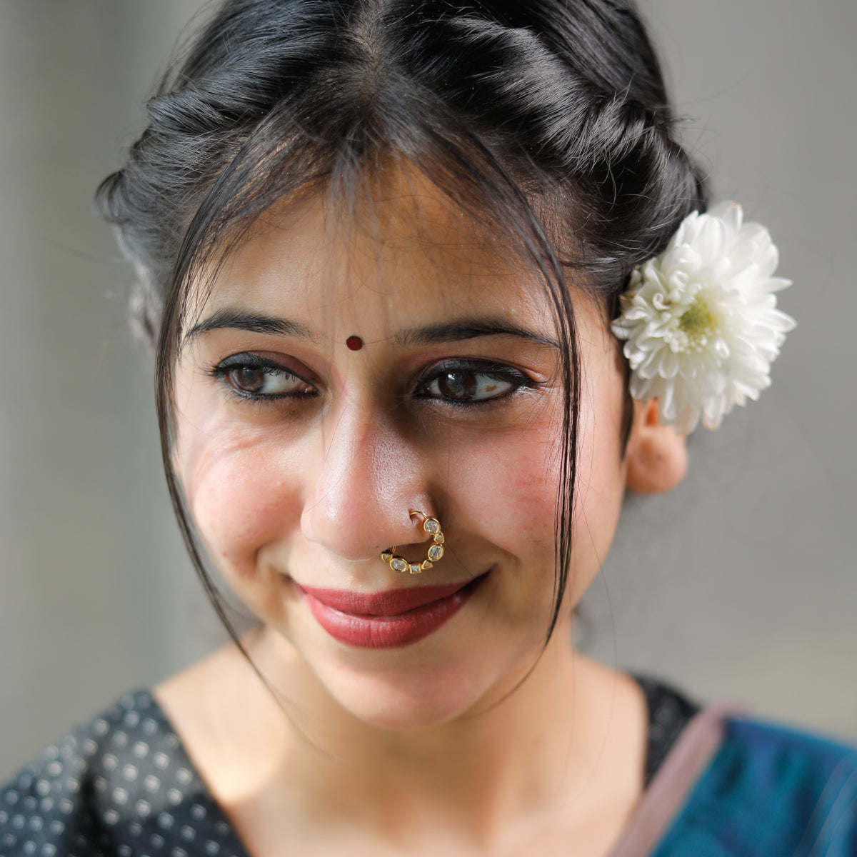 silver small nath stones left pierced