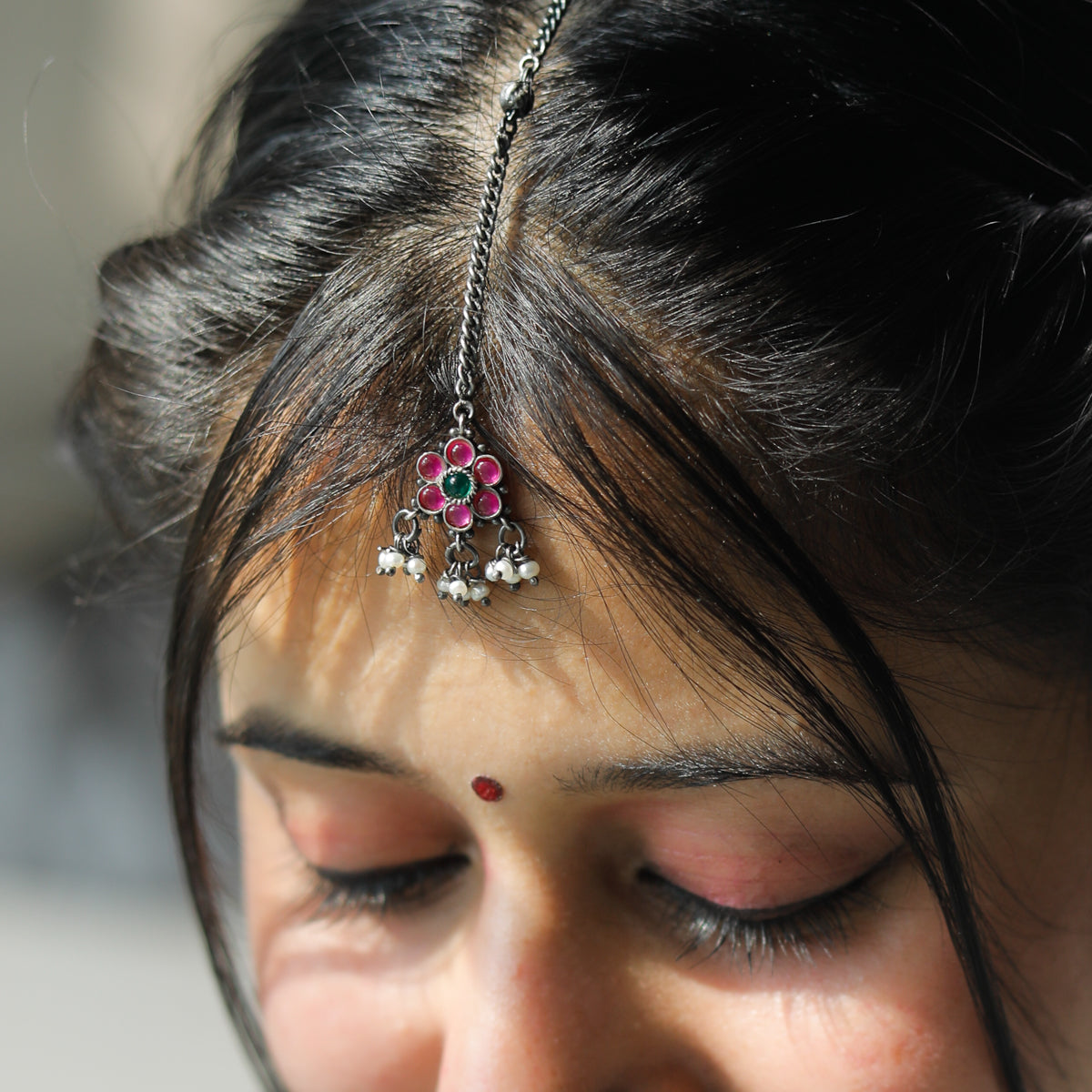 Pink flower Maang Tika - Bageecha