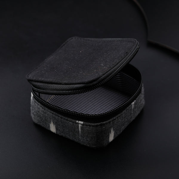 Premium Fabric Jewellery Pouch