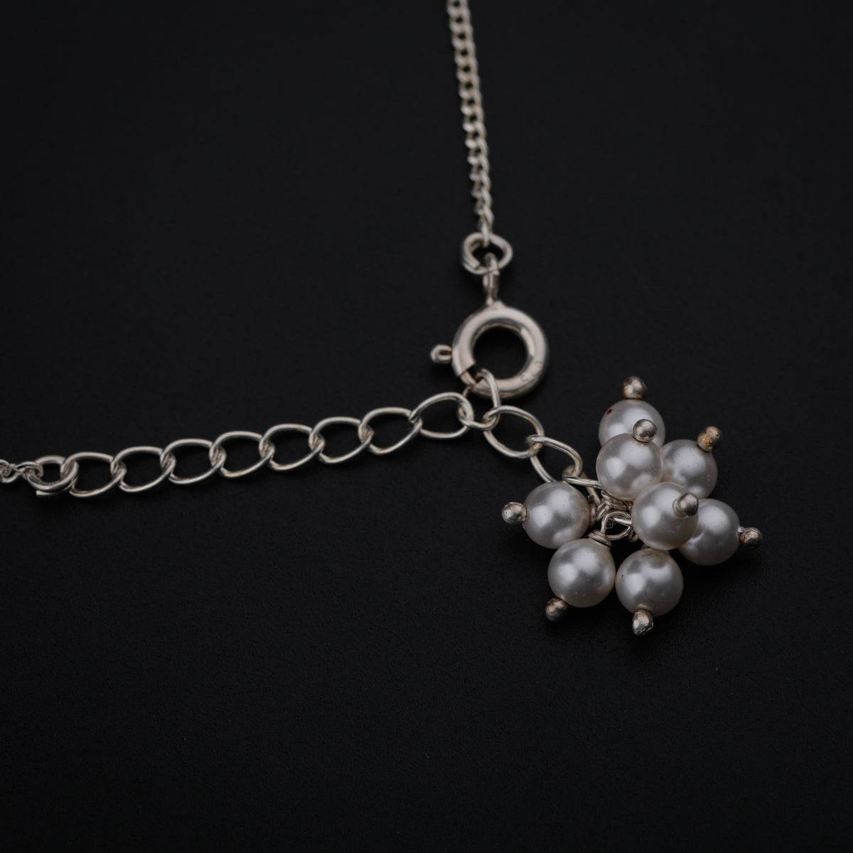 Pearl Chain Bracelet with Pearl Bunch