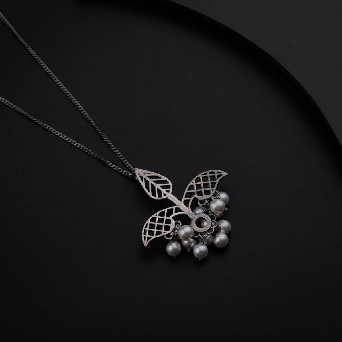 Silver Leaf Filigree Oxidized Necklace
