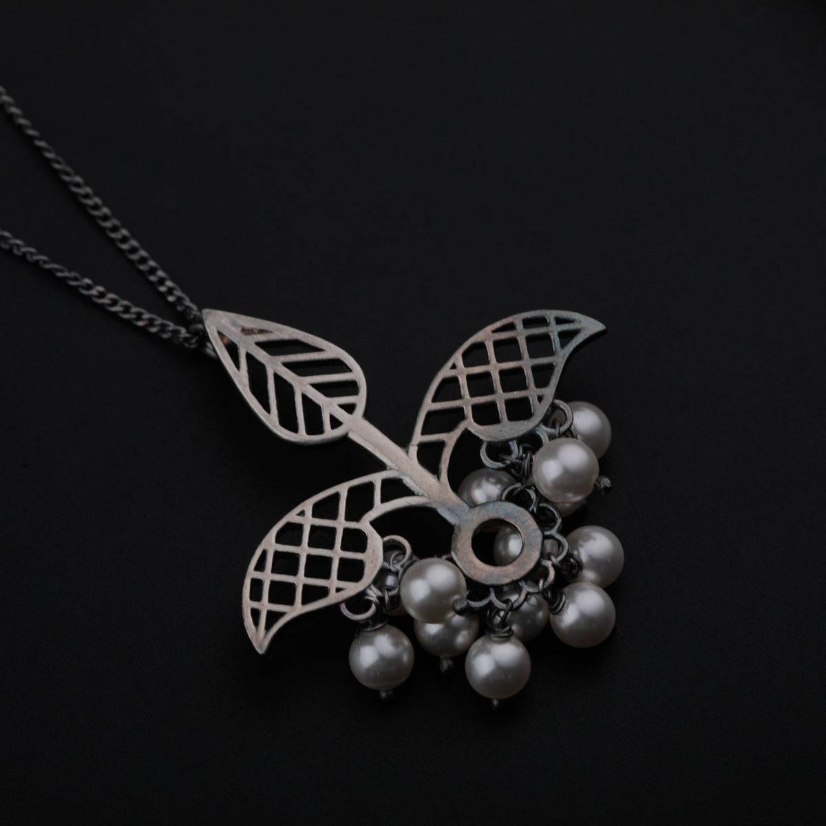 Silver Leaf Filigree Oxidized Necklace