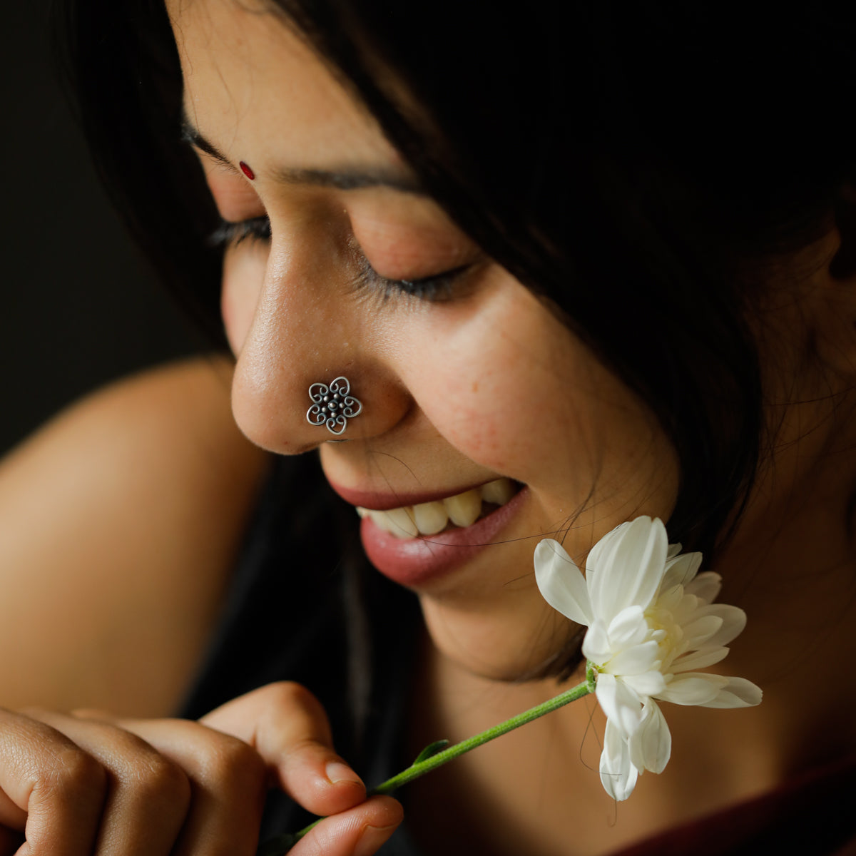 Gopadma Flower Nose pin (Pierced)