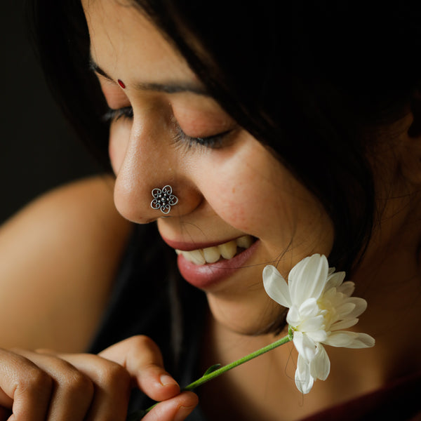Gopadma Flower Nose pin (Pierced)