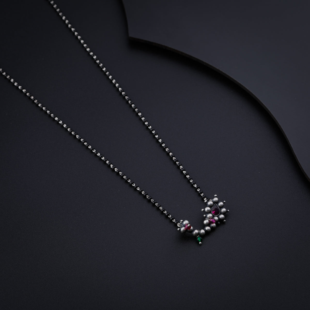 Traditional nath mangalsutra design