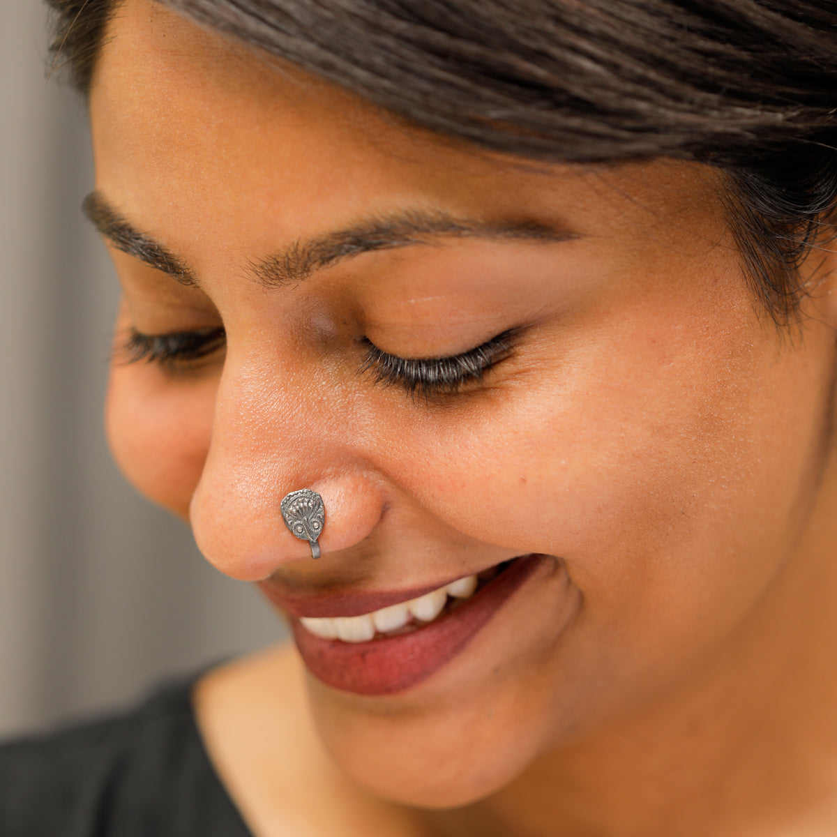 Sheshnaag Nose pin (Clip on)