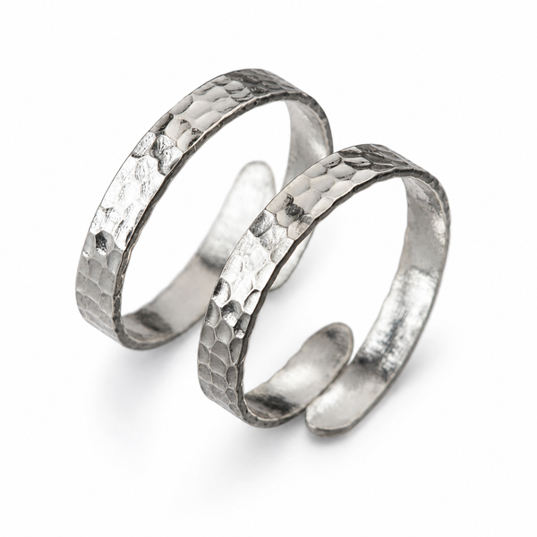 Silver Hammered Toering