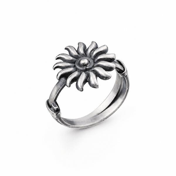 Silver Sun ring with intricate sun motif jewelry