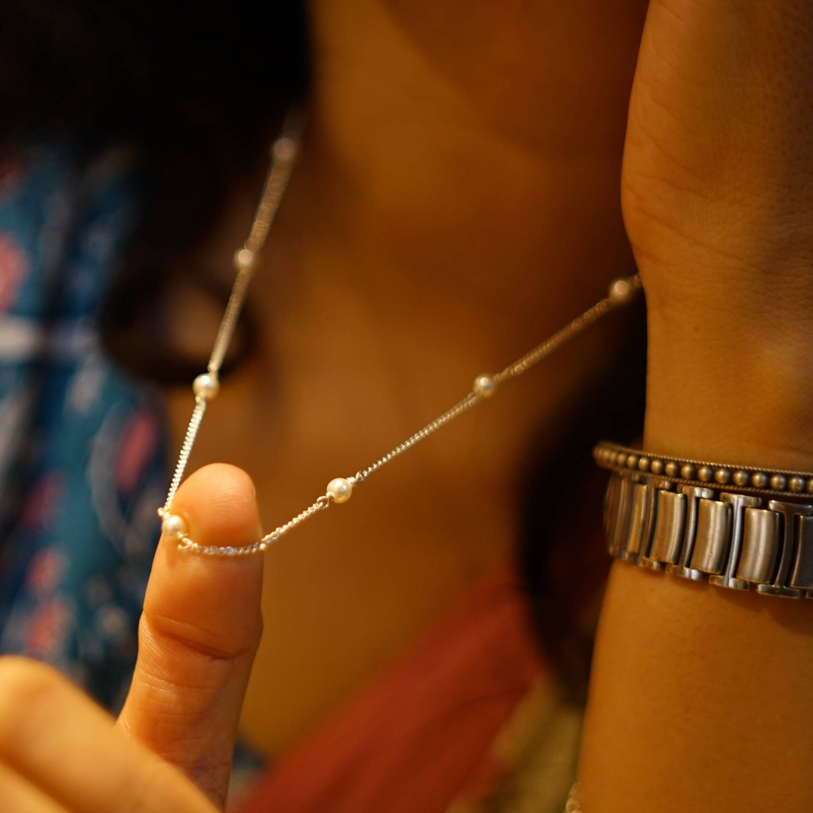 Classic Pearl Chain