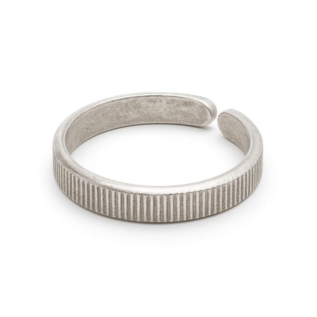 Unisex Silver Ring, adjustable hammered design, dainty jewelry for everyday wear