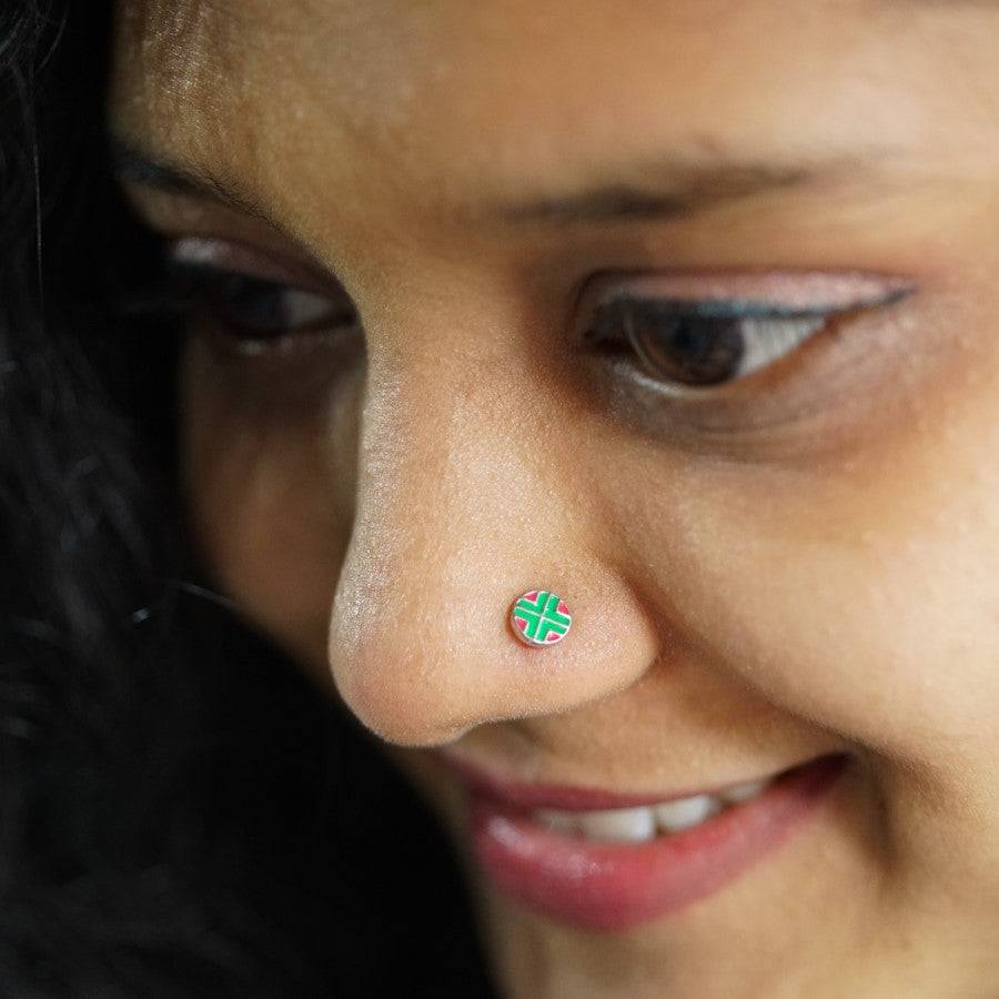 Enamel Red Green Round Nosepin