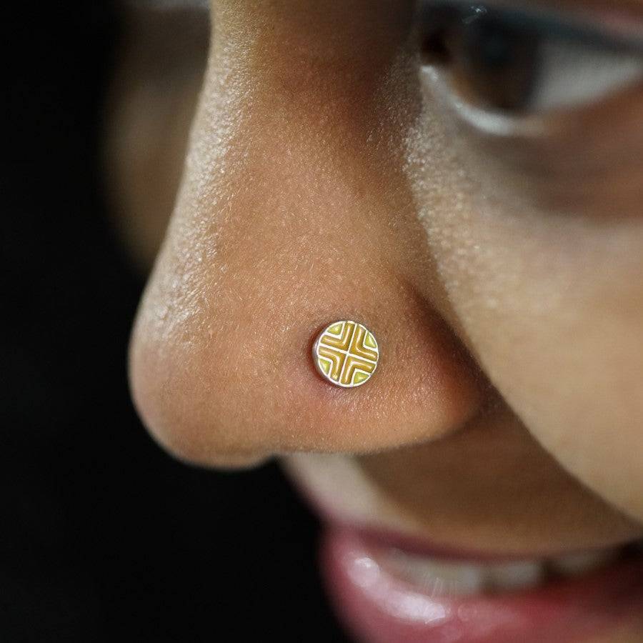 Corners Nosepin ( Pierced ) - Yellow