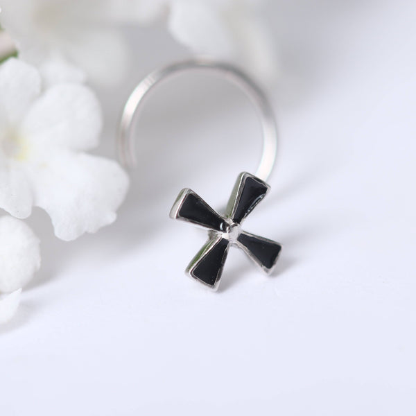 Pinwheel Nose pin ( Pierced ) - Black