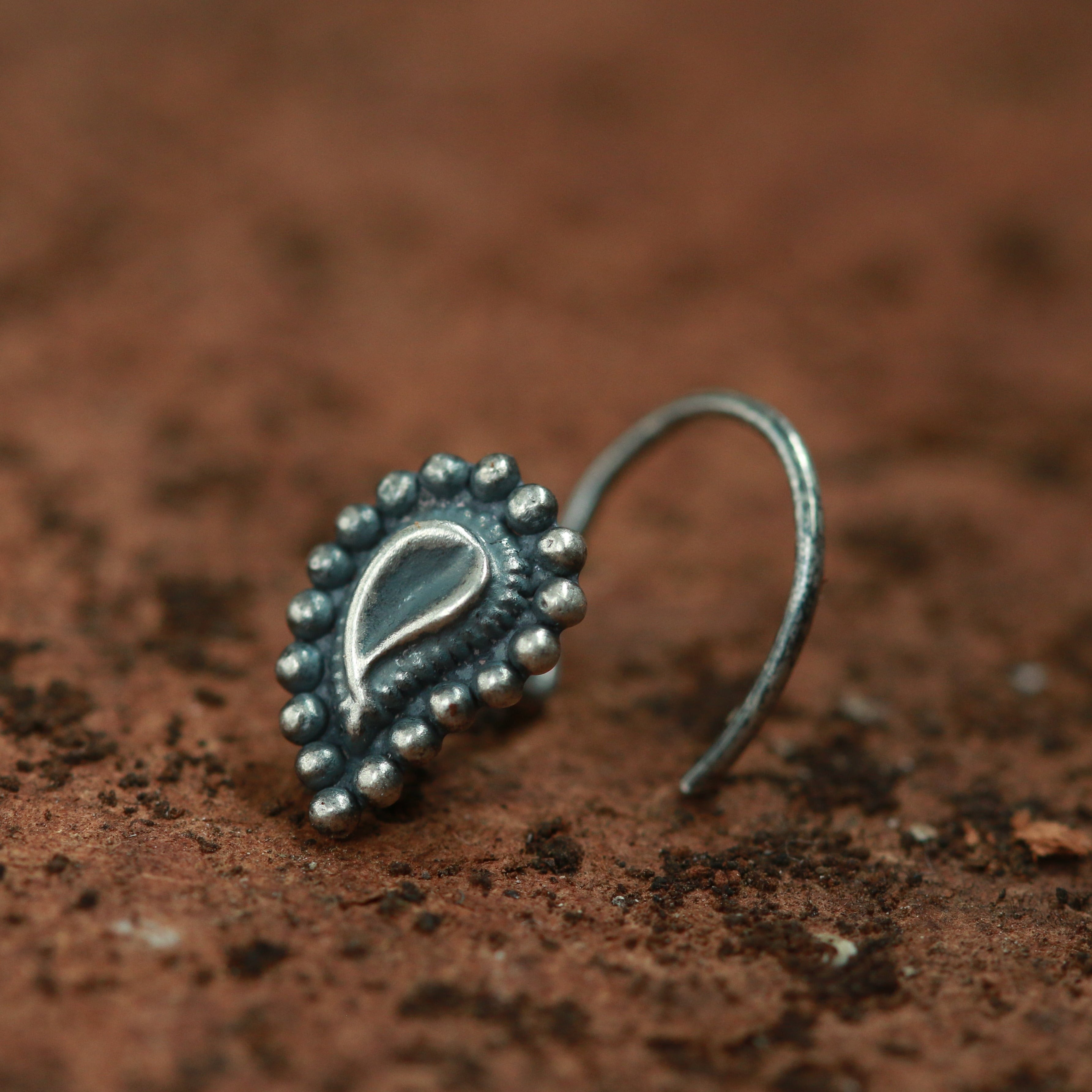 Silver Koyari Nose pin (Pierced)