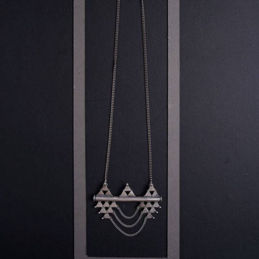 Straight and slant ( Long Chain Pendant )