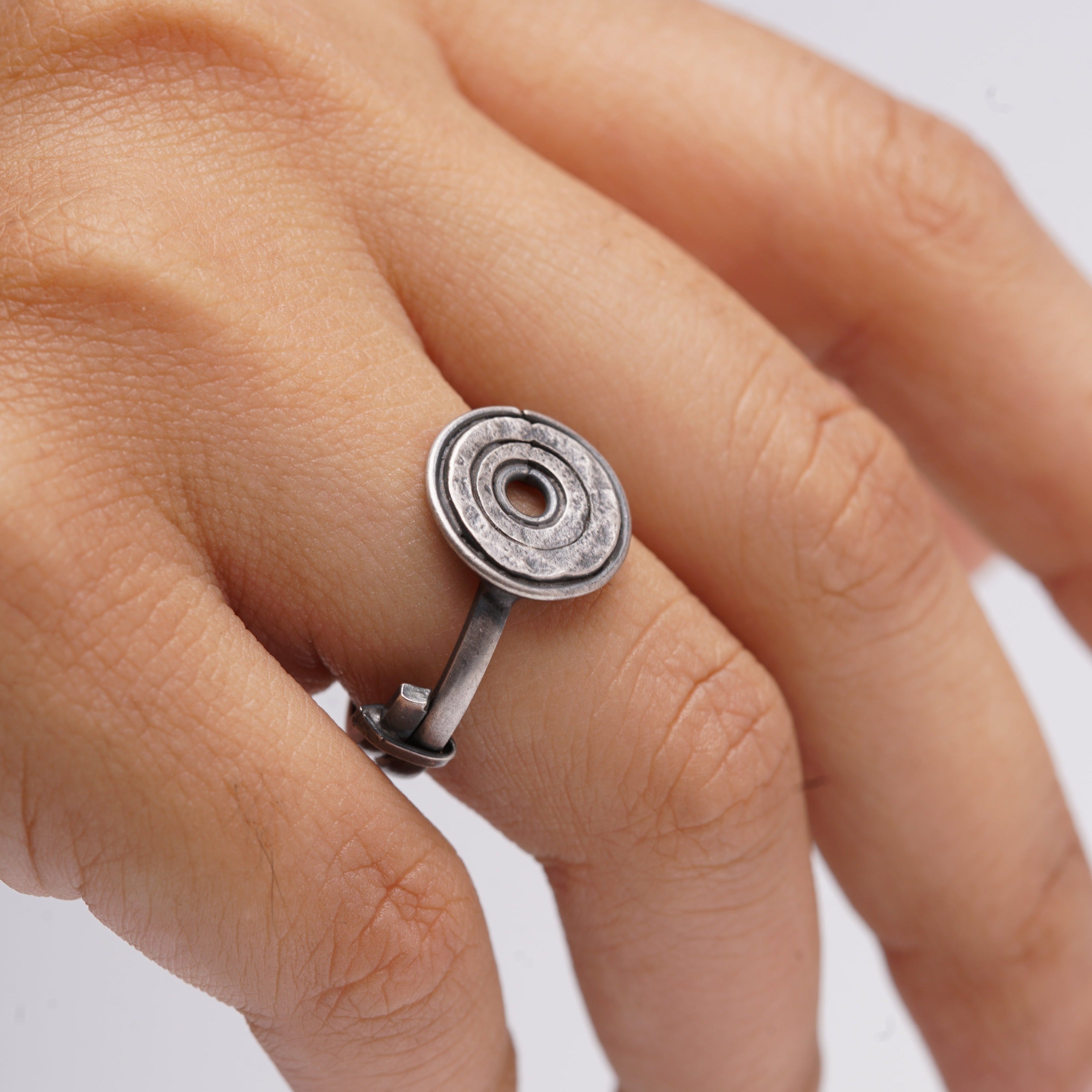 Hammered Silver Round Shaped Ring