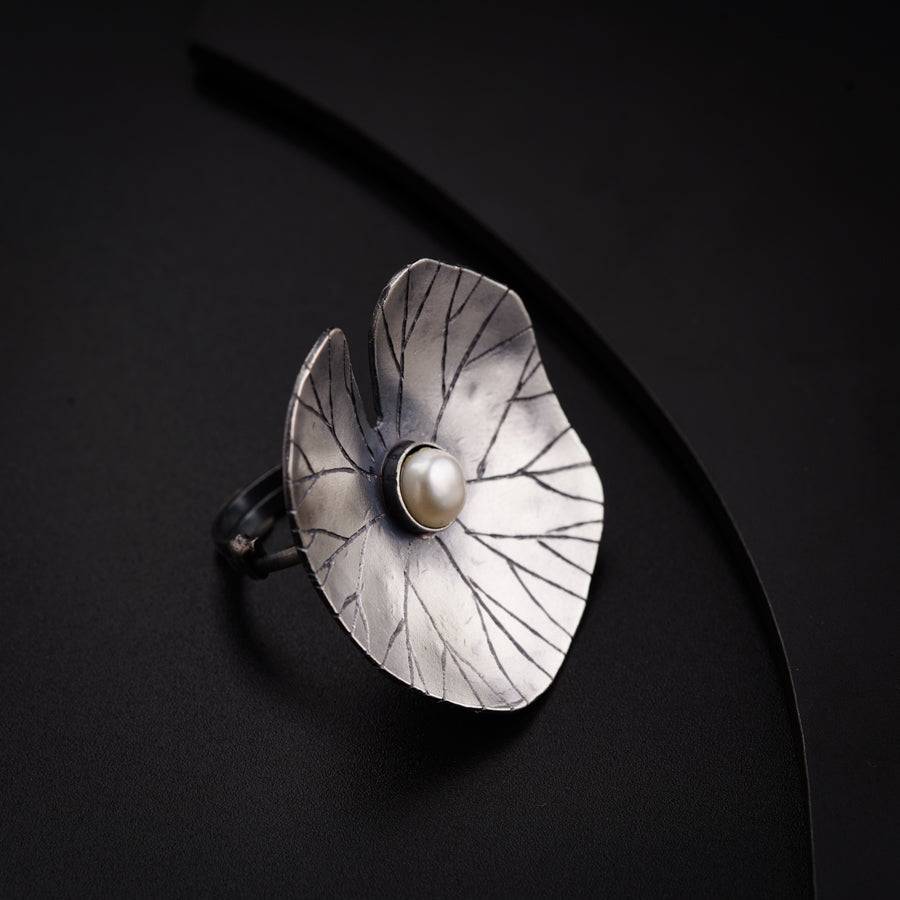 Saroj-Parna Ring (Adjustable)
