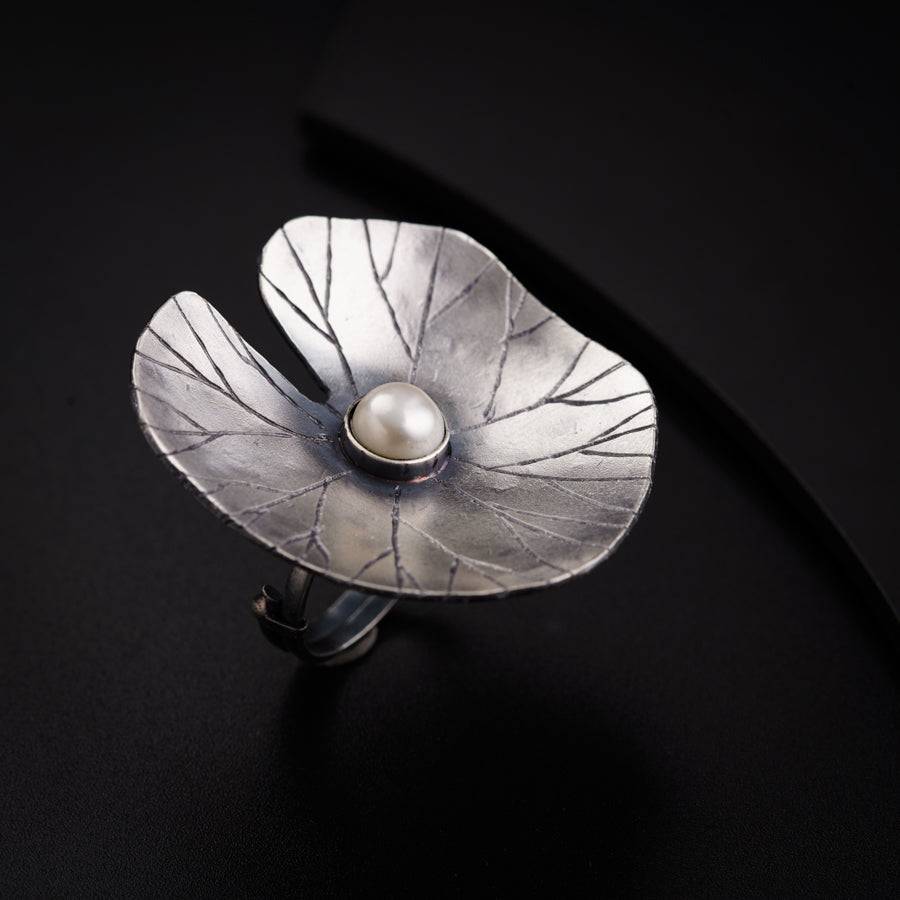 Saroj-Parna Ring (Adjustable)