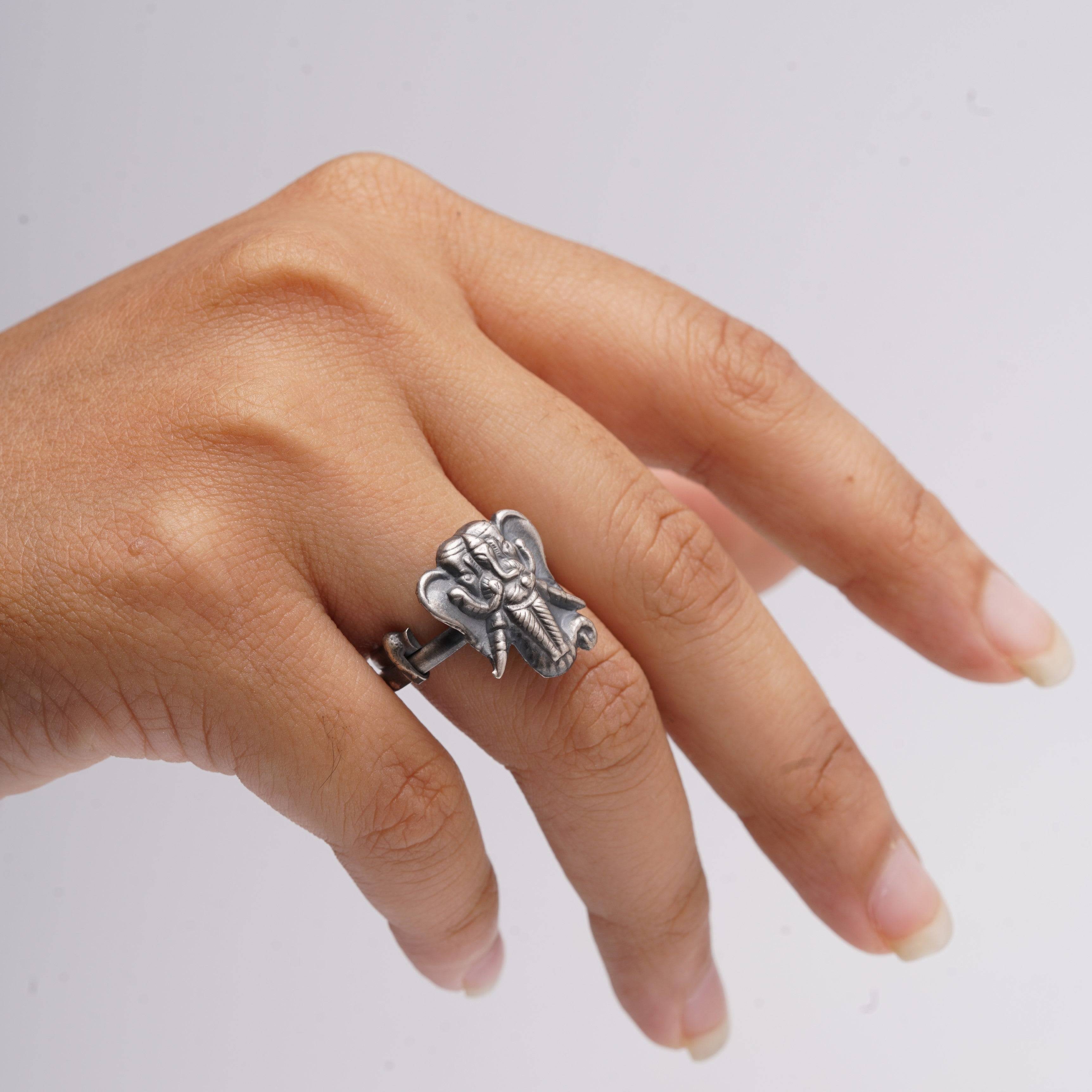 Bageecha Gajamukhi Ganesha Ring