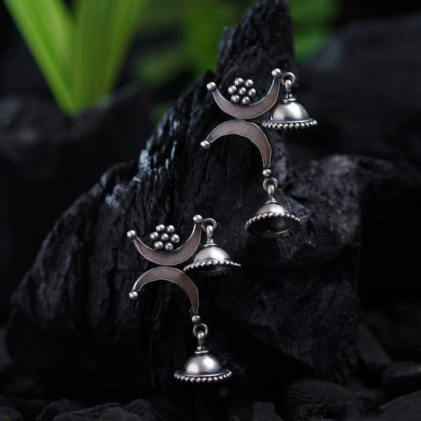 Chandrakor Kudi Silver Asymmetric Jhumki