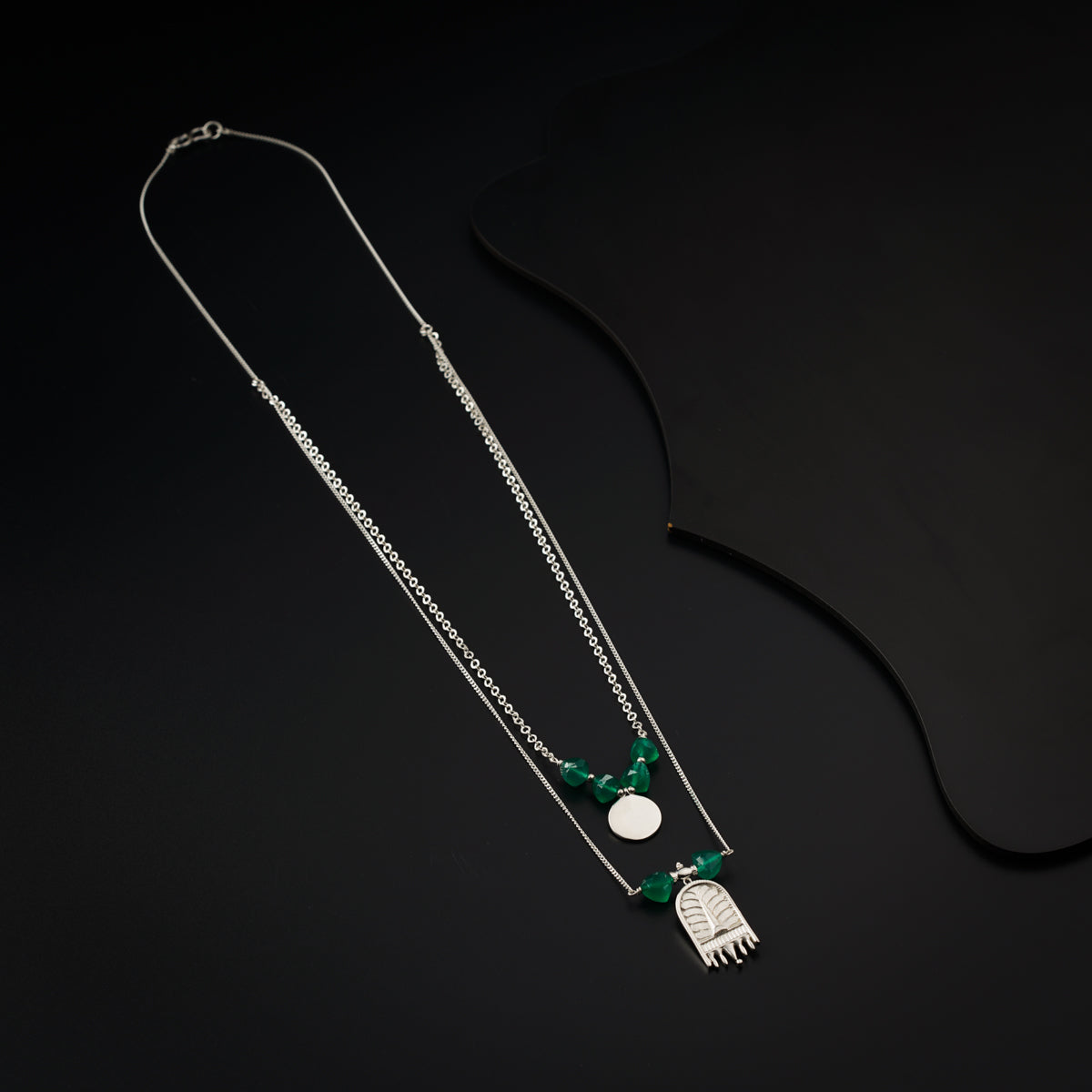 Silver two layered necklace with green onyx