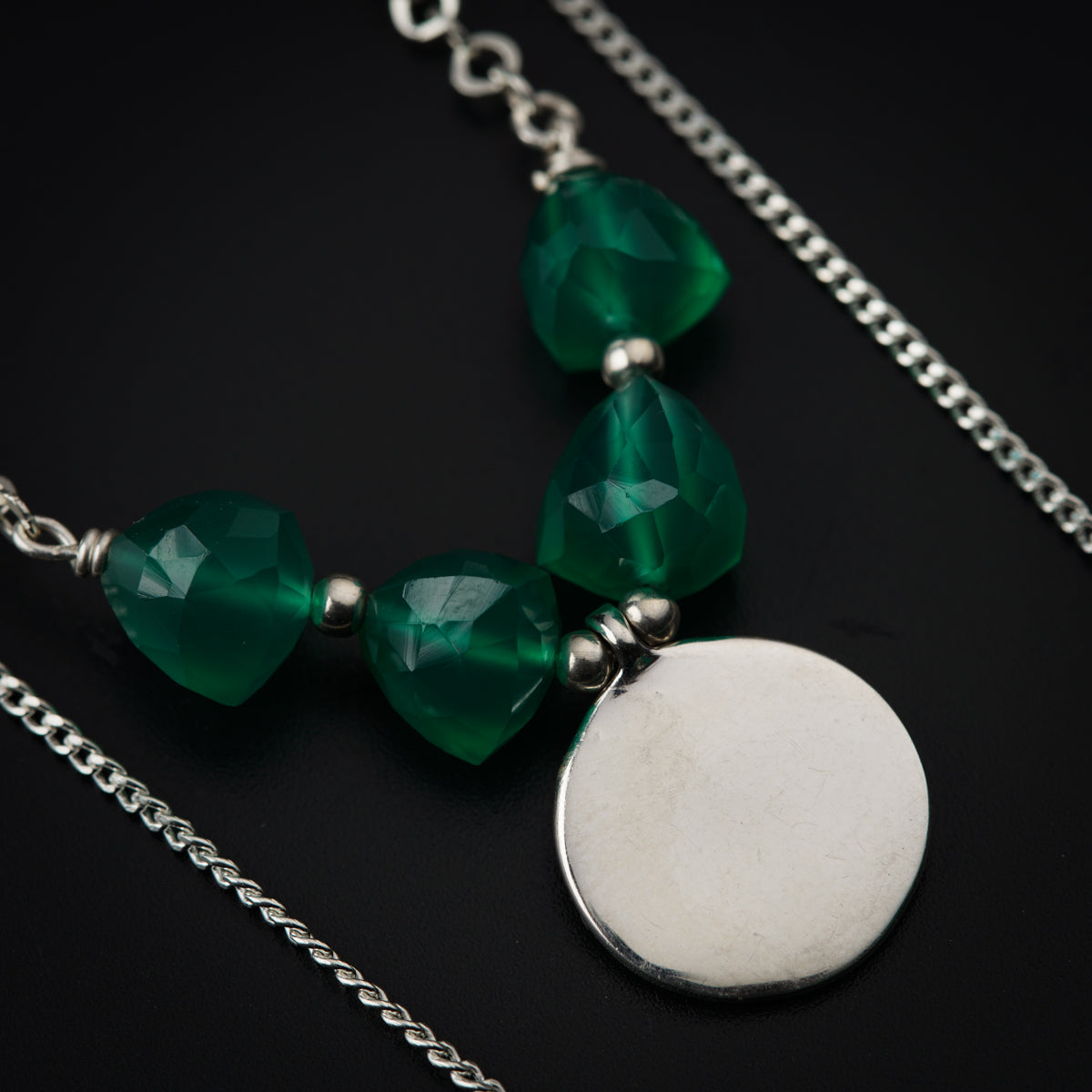 Silver two layered necklace with green onyx