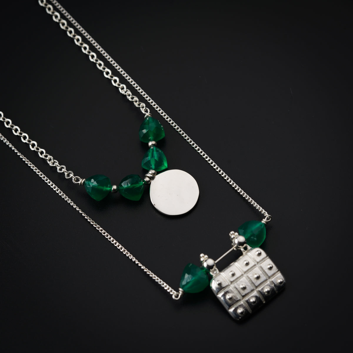 Silver two layered necklace with green onyx