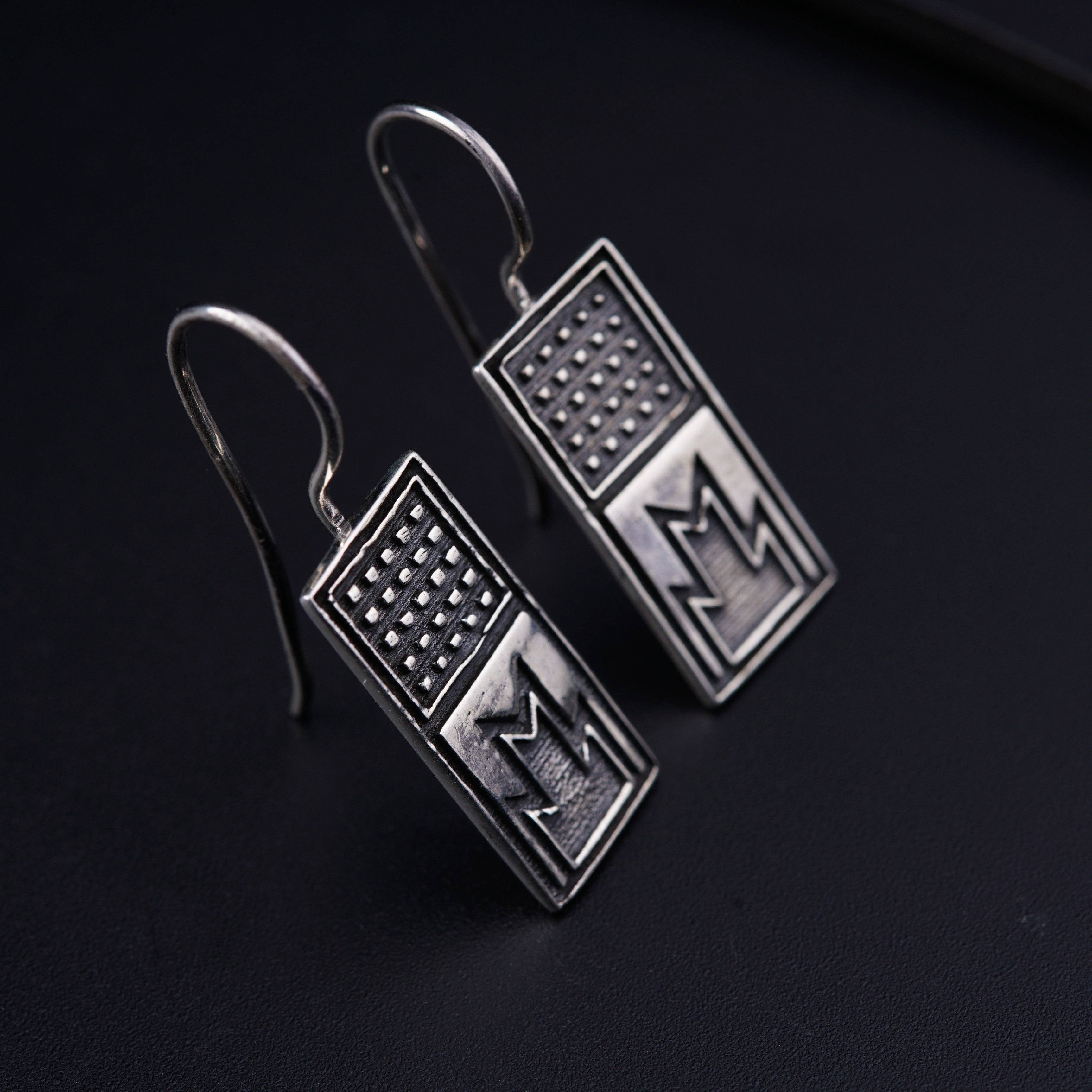 Meena Ilkal Border Earrings