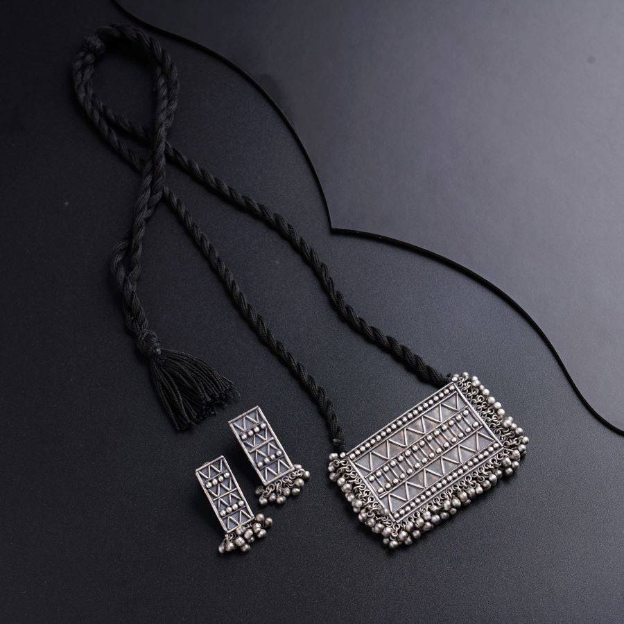 Signature Aadyaa Ghungroo Nakshi Set