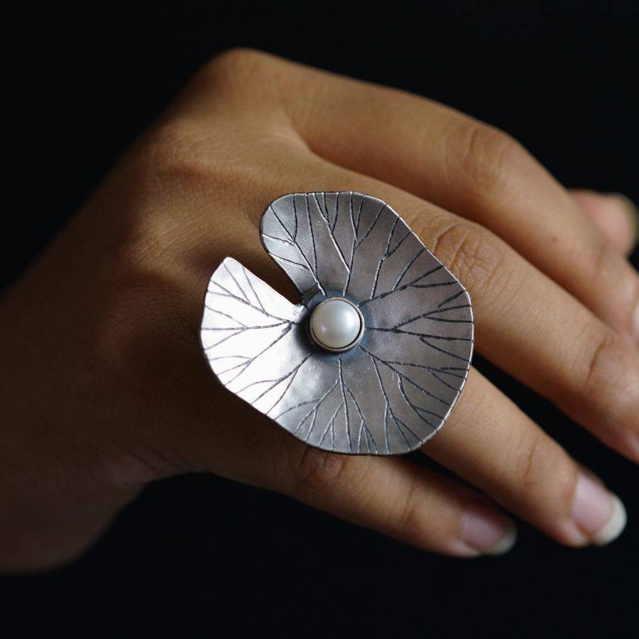 Saroj-Parna Ring (Adjustable)