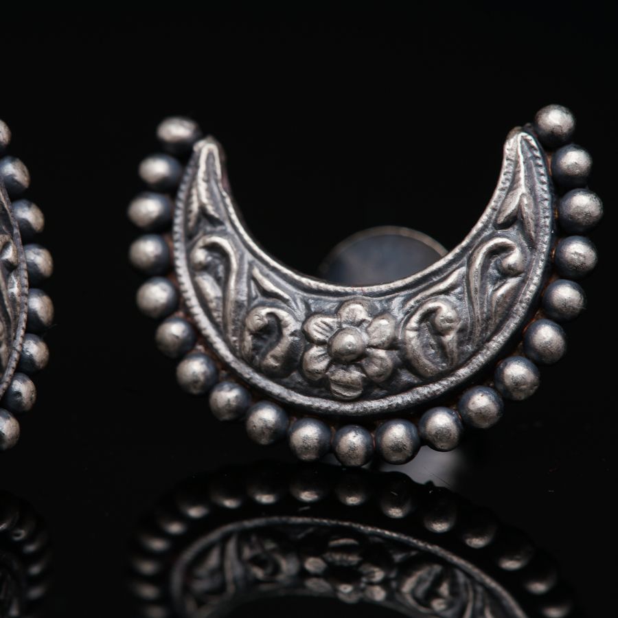 Itihaas Chandrakor Earring : Regular