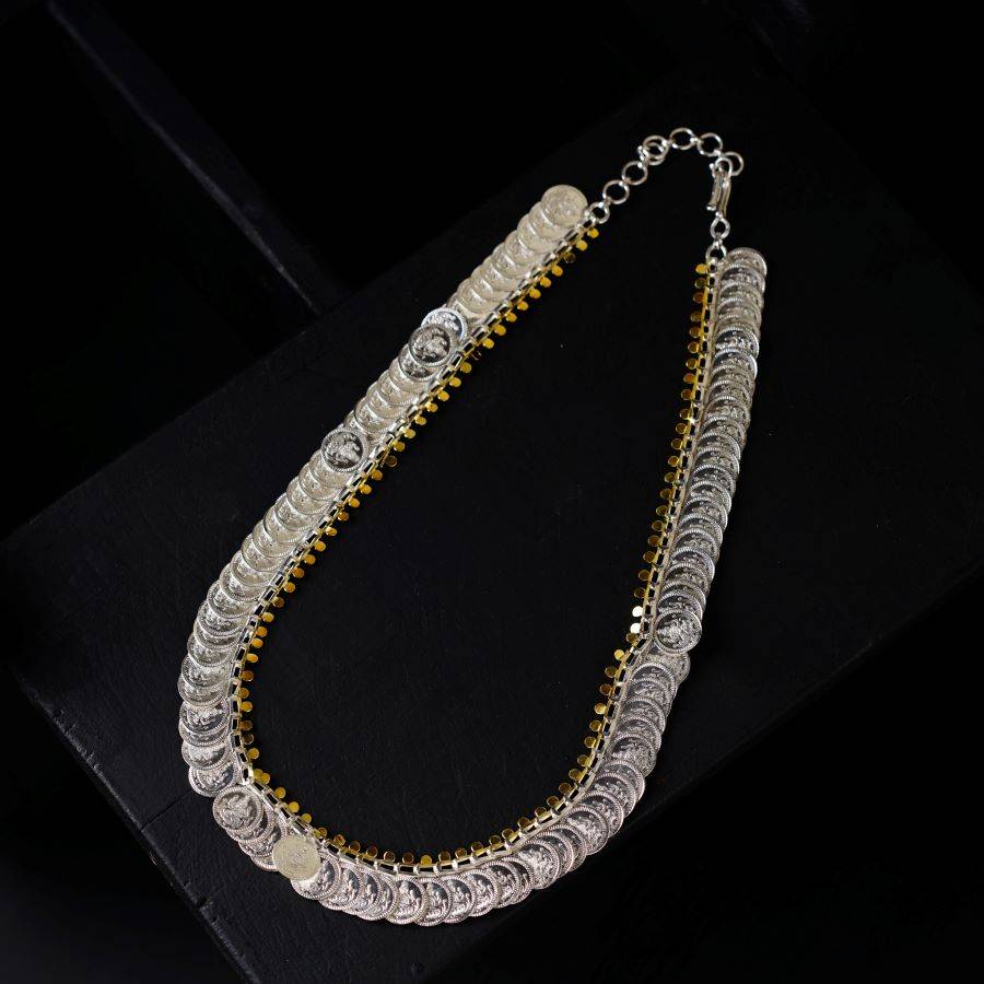 Short Silver Putali Necklace