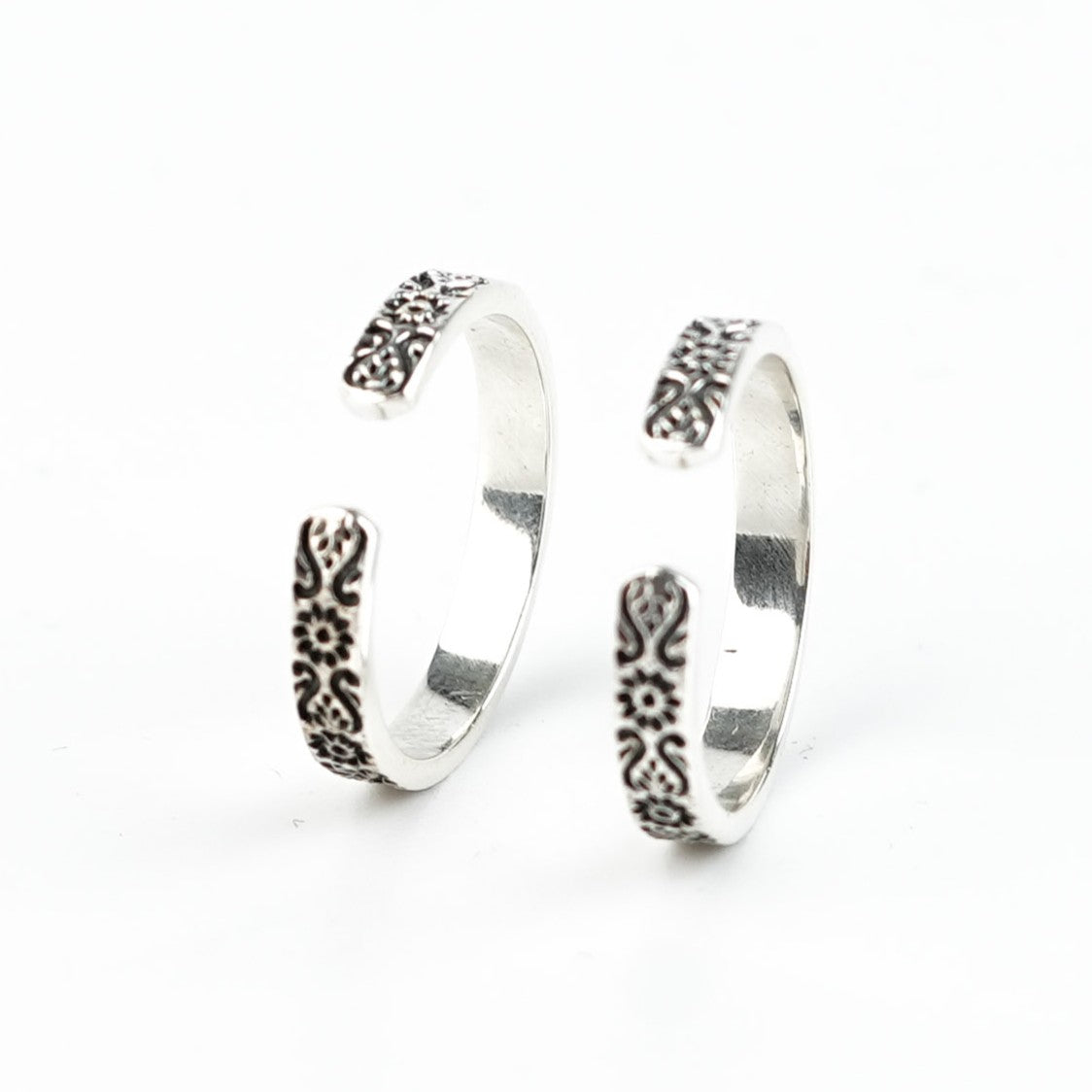 Flower Thin Band Silver Toe Ring