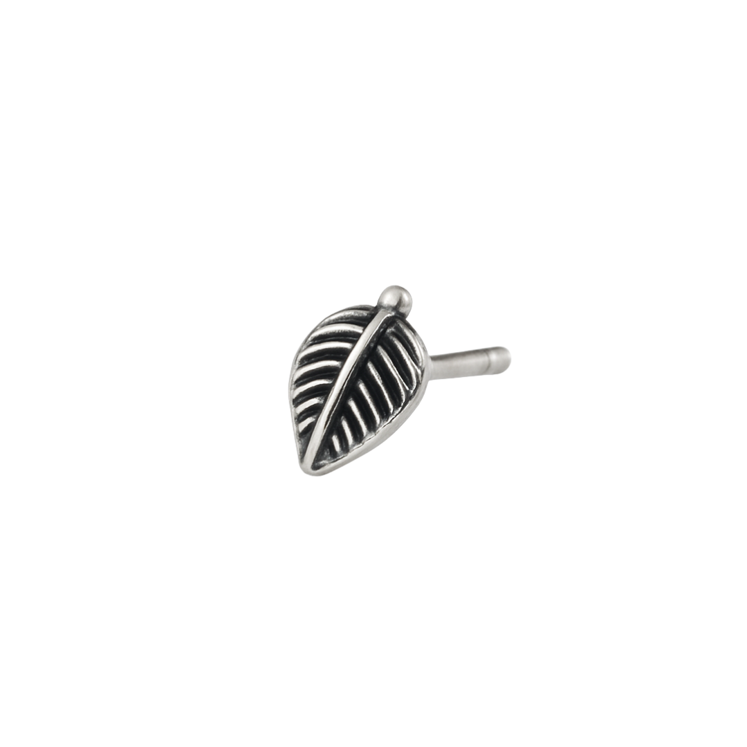 Silver Small Single Leaf Nose pin
