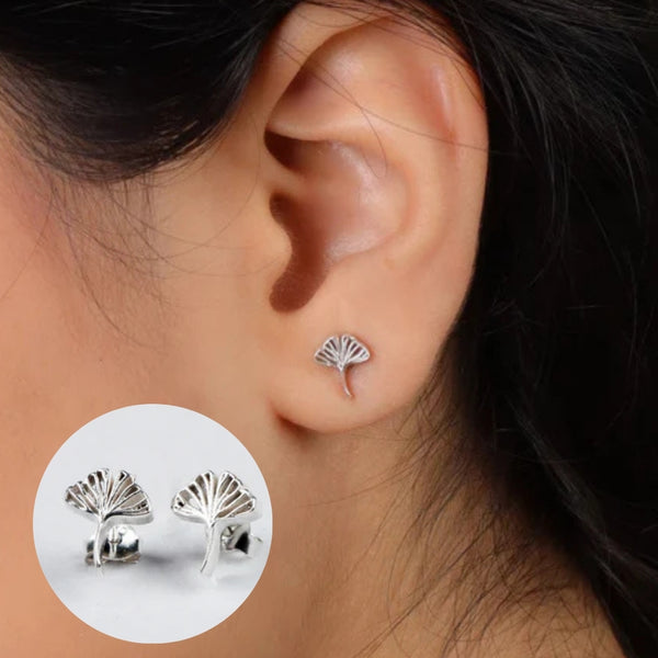 Silver ginkgo leaf stud earrings in 92.5 silver, botanical jewelry