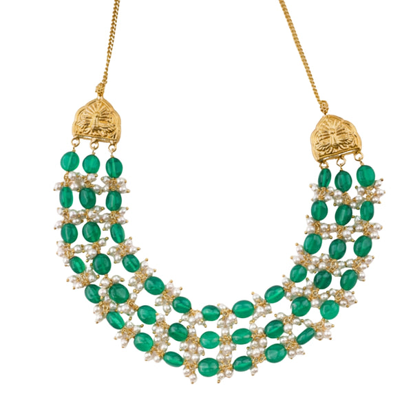Gold necklace with green onyx and pearl bunches for jewelry