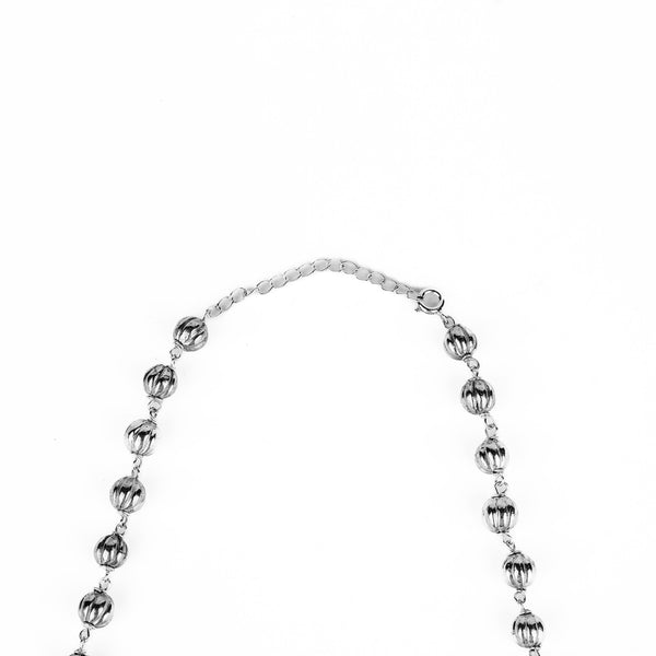 Silver Bead Ganthan Necklace close-up