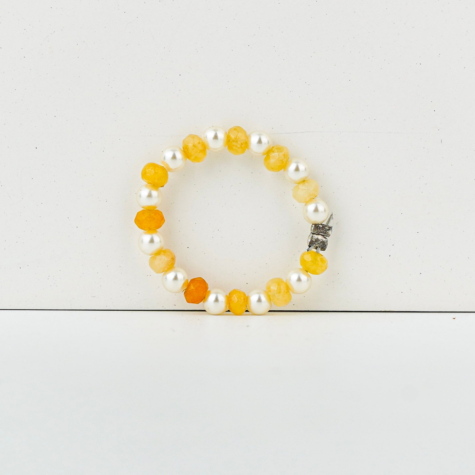 Agate and Pearls Ring