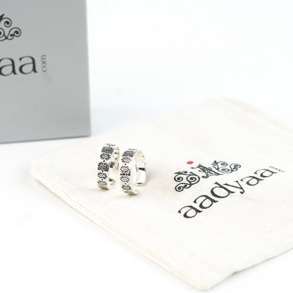Carved Band Silver Toe Ring