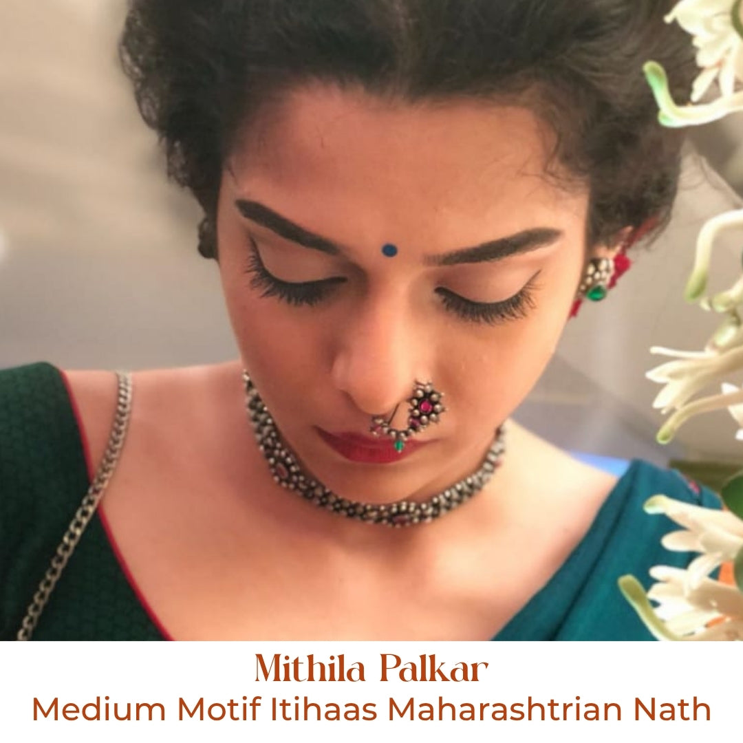 Medium Motif Itihaas Maharashtrian Nath (Left, Pierced)