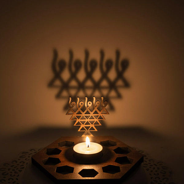 Silver Saraswati Shadow Diya with shadow projection