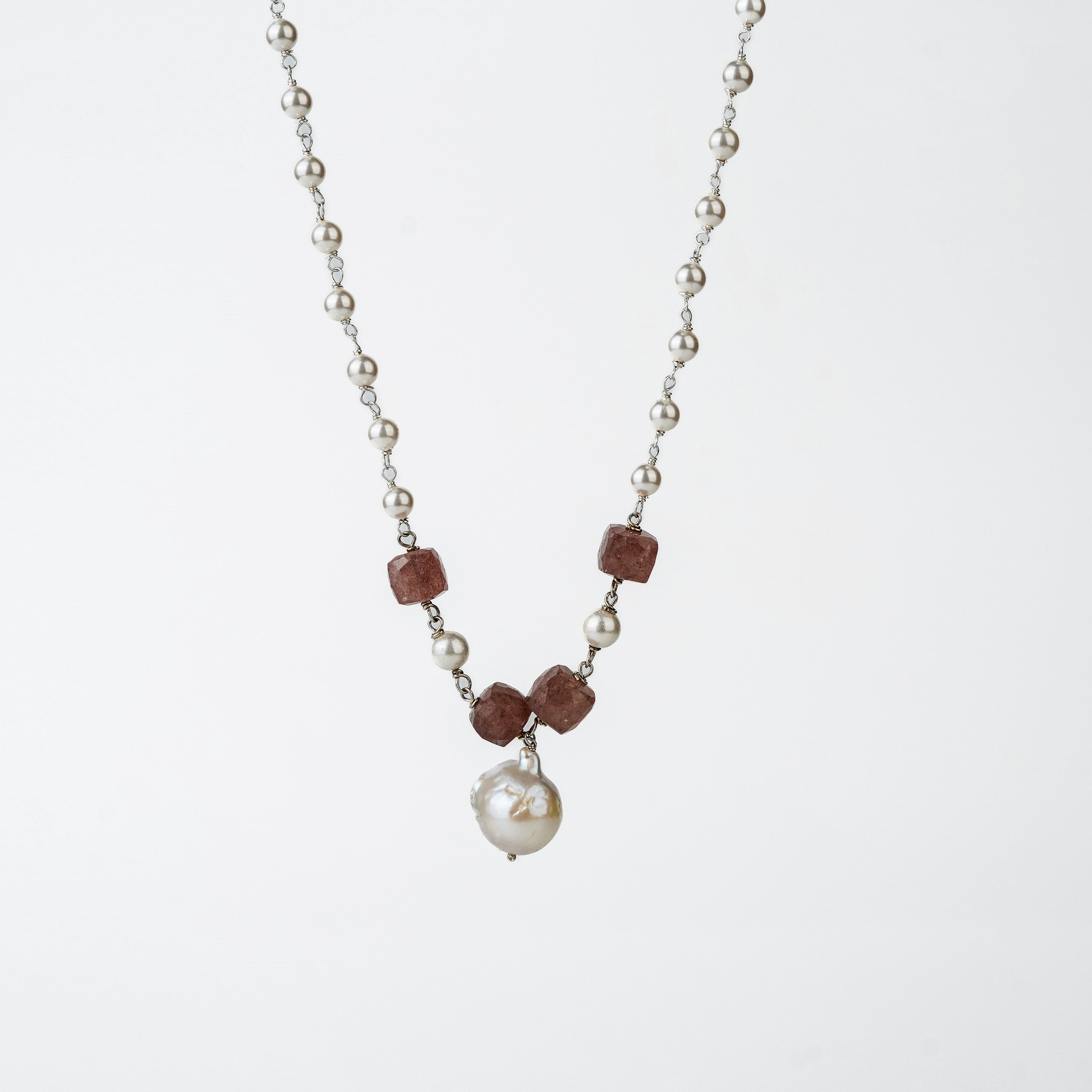 Pearl ganthan necklace with Semipricious stones