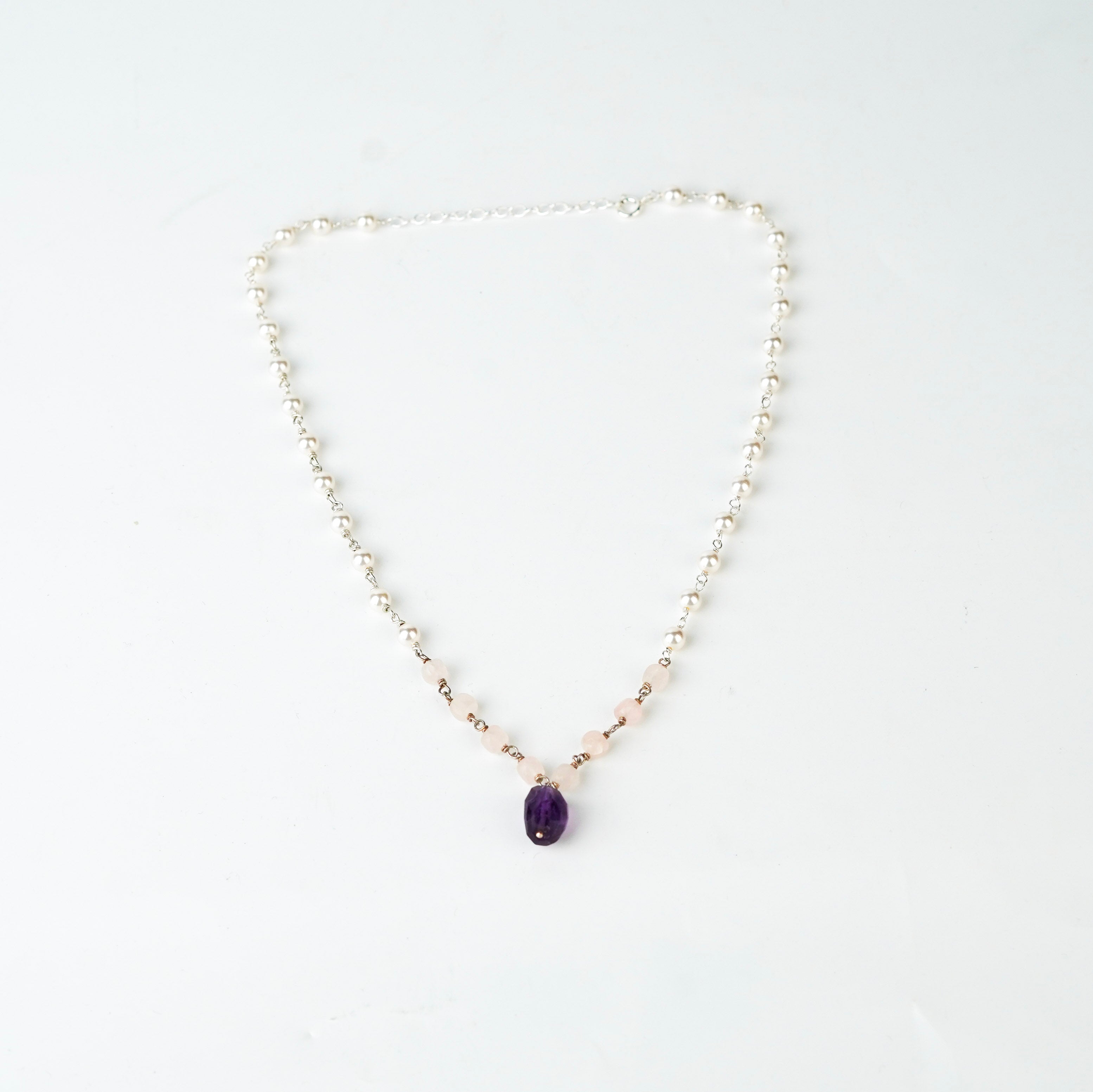 Pearl ganthan necklace with Semipricious stones