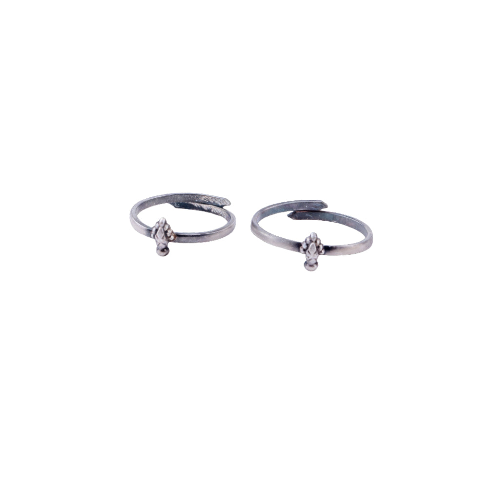 Tiny Silver Adjustable Nip Toe Ring