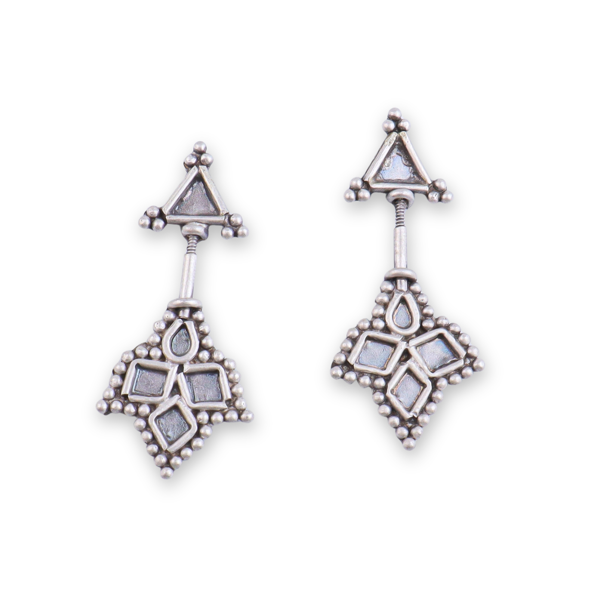 Nirbhaya & Diamond Cluster Bugadi (Pierced)
