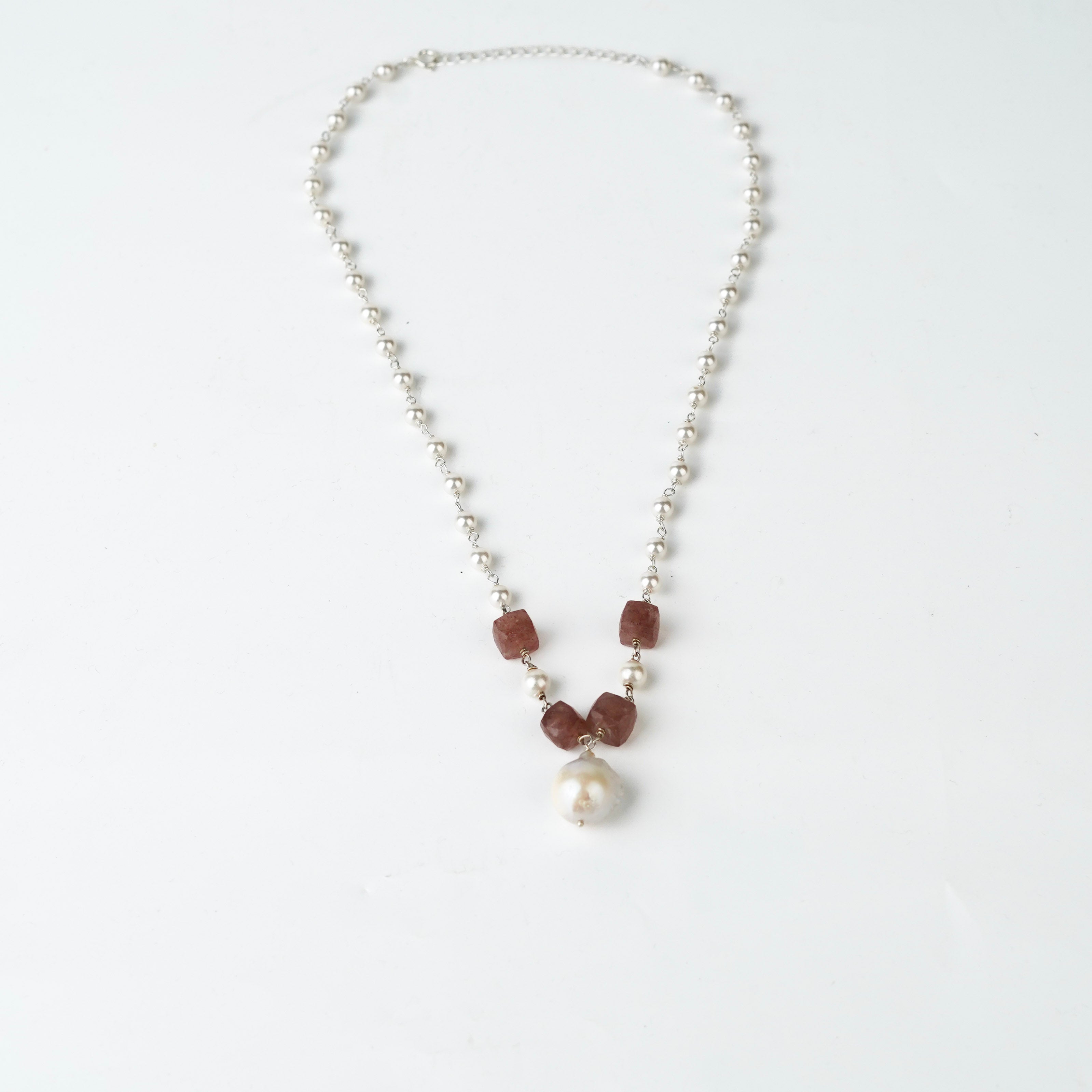 Pearl ganthan necklace with Semipricious stones