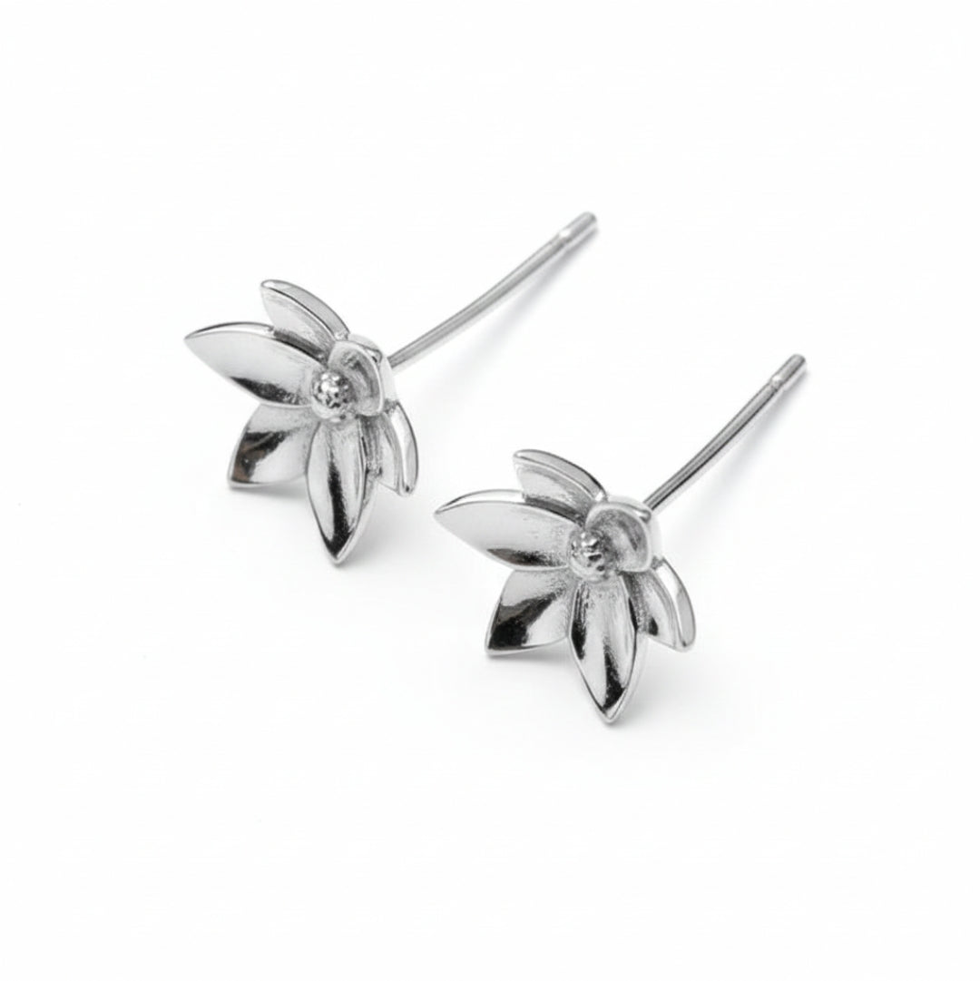 Silver Star Flower Studs Earring | 92.5 Silver