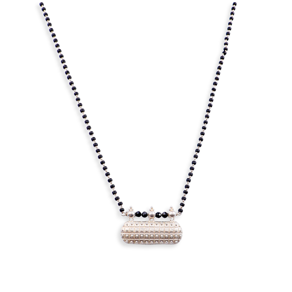 Handmade Saaj Motif Mangalsutra - ताईत (Taait)