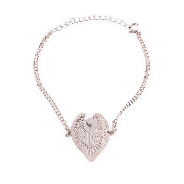Silver chain bracelet with a leaf-shaped pendant